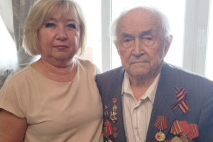 100 лет легенде: коллектив ПАО «Туймазинский завод автобетоновозов» поздравил ветерана ВОВ Геннадия Филинова с юбилеем