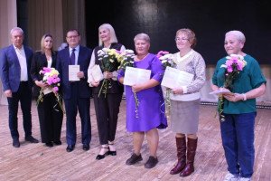 В Жешарте чествовали коллектив и ветеранов фанерного комбината