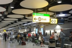 В лондонском аэропорту бастуют работники одной из логистических багажных компаний