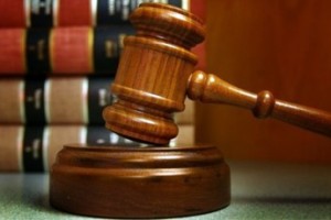 Судьям установят льготный стаж работы