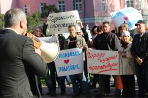 “Сами не ездите - и нам не мешайте!”