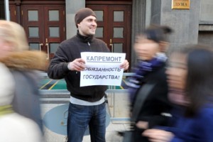 Подновлять ветшающие дома: незачем или нечем