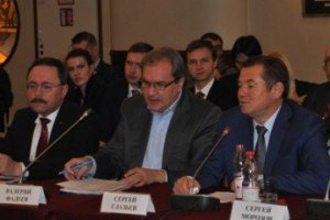 Эксперты считают, что России надо печатать деньги