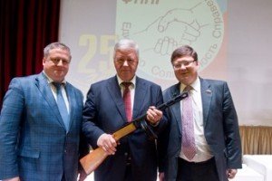 Шмаков: за кризис должны заплатить олигархи