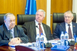 Перед лицом кризиса