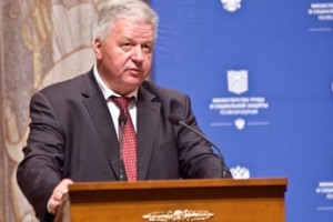 Шмаков: правительство – социальный экстремист