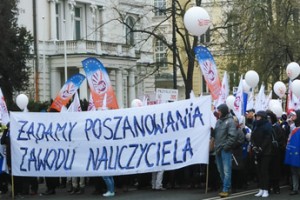 Польские учителя снова угрожают забастовкой