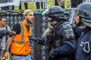 Бастуй-ка, брат мусью!