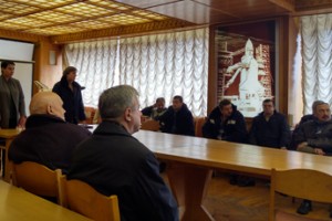 Держать оборону