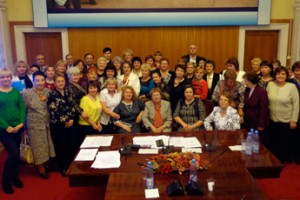 На живую нитку