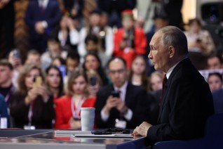 Президент назвал ошибкой отказ в мерах поддержки многодетным семьям