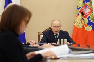 Президент Путин: за январь-февраль ВВП сократился на 1,8%