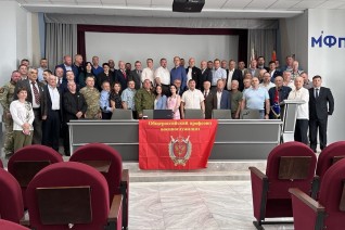 Андрей Полещук вновь возглавил профсоюз военнослужащих