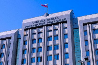 За первое полугодие дефицит российского бюджета составил 5,85 трлн рублей