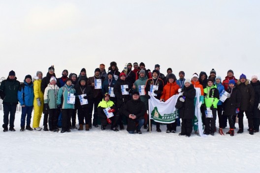 Лесной профсоюз Коми объединил лыжников из 14 команд на ежегодных соревнованиях