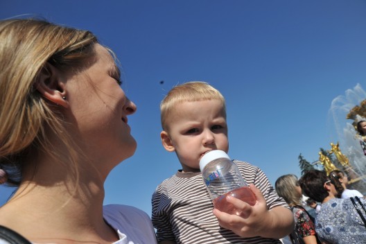 Студенческим семьям будут выплачивать по 200 тысяч рублей за рождение детей