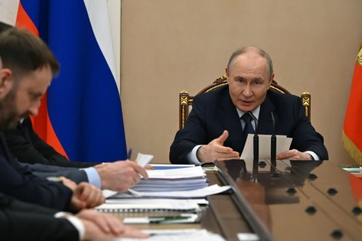 Путин назвал трудности на топливном рынке временными