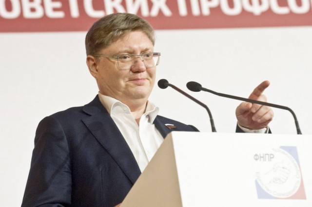 Андрей Исаев призвал вернуться к вопросу индексации пенсий работающим пенсионерам