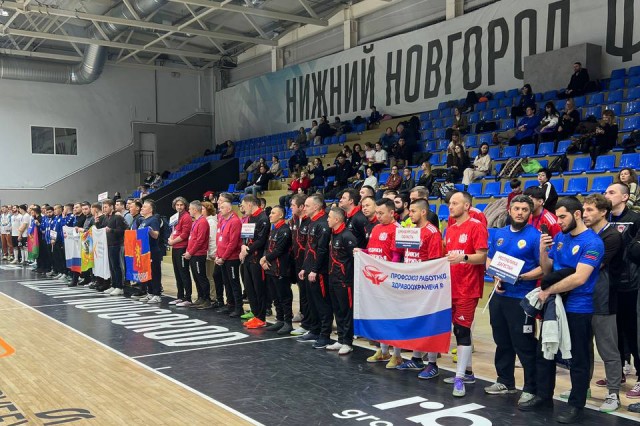 В Нижнем Новгороде проходит чемпионат России по мини-футболу среди врачей В Нижнем Новгороде проходит чемпионат России по мини-футболу среди врачей