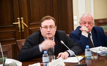 Пособия по безработице готовят к увеличению. Но не сейчас