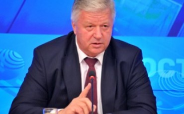 Михаил Шмаков: Минфин и ЦБ ограничивают зарплату трудящихся