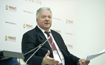 Шмаков назвал бредом идею о налоге с безработных