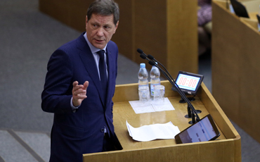 МРОТ предлагают повышать по-разному