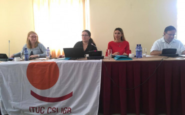 Информационные профсоюзные работники учатся создавать хайп