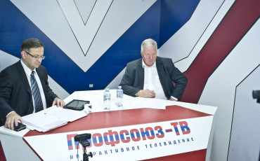 Шмаков: пока мы молчим – на нас будут ездить!