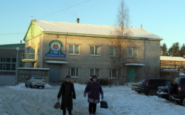 В Карелии сотрудники молокозавода остались на улице с долгами по зарплате