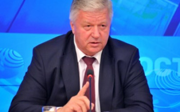 Глава ФНПР Михаил Шмаков поздравил россиян с Новым годом