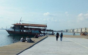 Греческие моряки добились повышения зарплаты