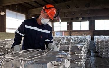 “Зависли”