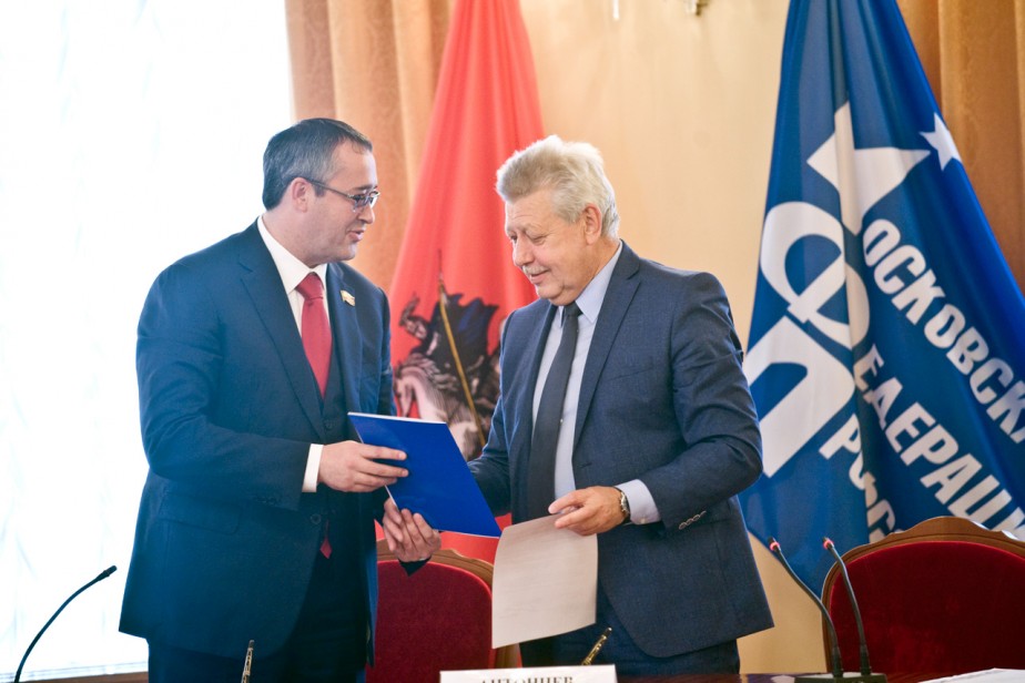 38 кандидатов и одно соглашение