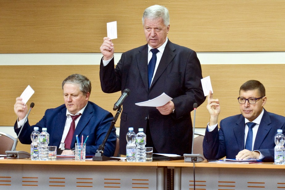 От сюрреализма к централизму