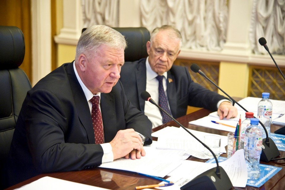 Шмаков: в Бразилии почти запретили профсоюзы Шмаков: в Бразилии почти запретили профсоюзы