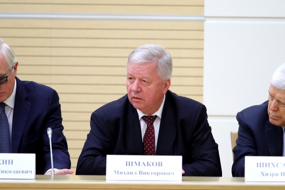 Профсоюзы поддерживают президентские поправки в Конституцию Профсоюзы поддерживают президентские поправки в Конституцию