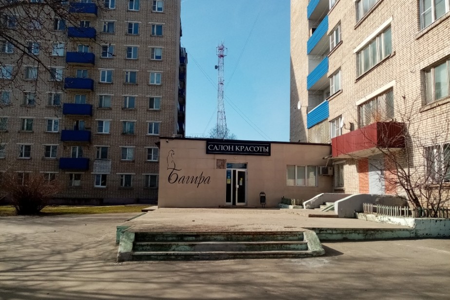 В Москве закроют парикмахерские и непродовольственные магазины