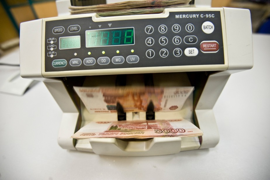 За фейки о коронавирусе будут сажать и штрафовать