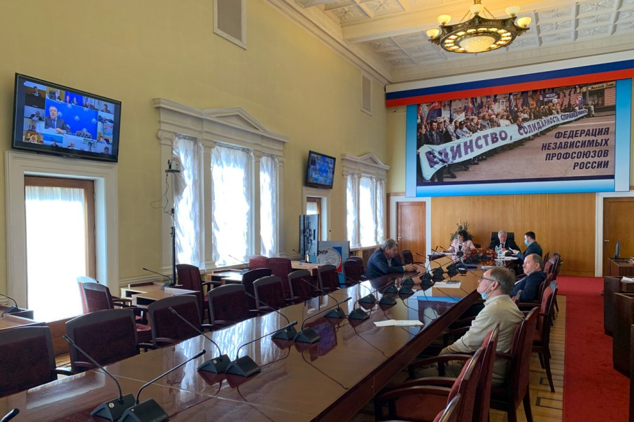 Бюджет поправили на вирус