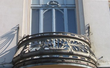 За “полукруглым” столом