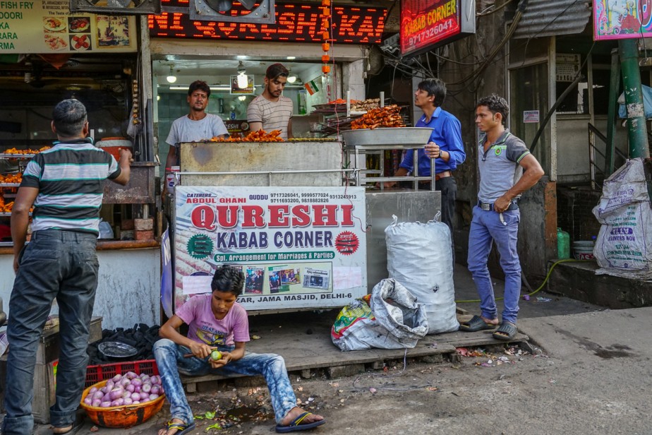 Пандемия привела к увеличению количества незаконно работающих детей