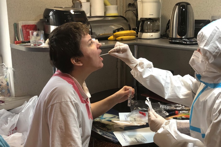 Пациенты с COVID-19 начнут получать бесплатные лекарства