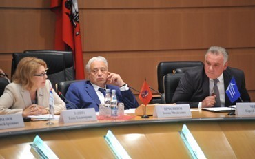 Стороны МТК утвердили повышение МРОТ