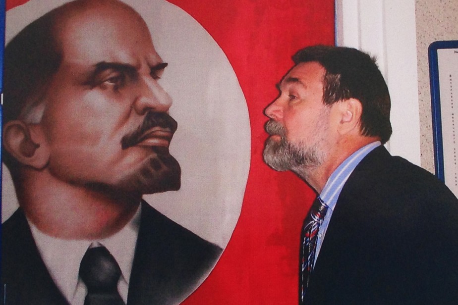 Мальчик из рабочей семьи