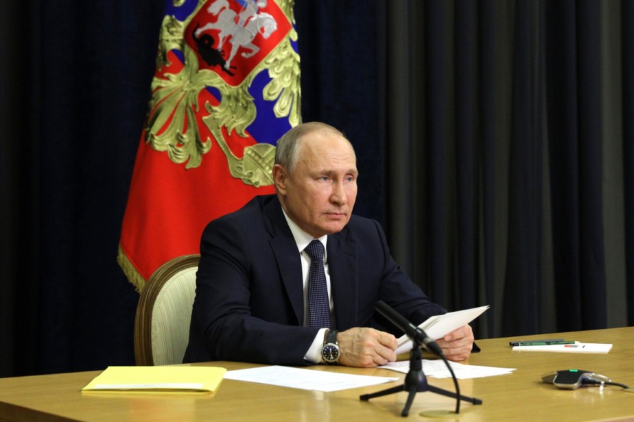 Путин: вводить обязательную вакцинацию нецелесообразно и нельзя