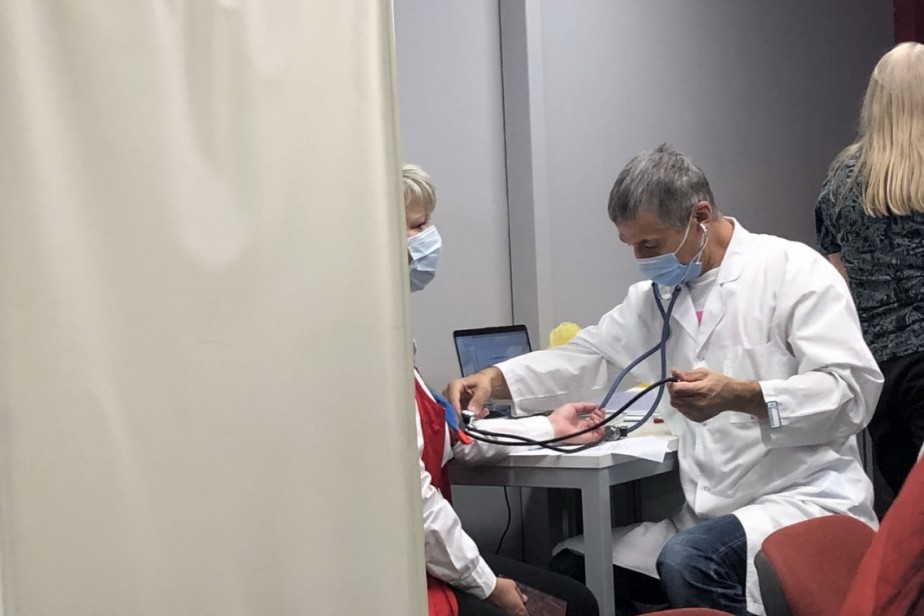 Профсоюз медиков выступил против снижения финансирования здравоохранения Профсоюз медиков выступил против снижения финансирования здравоохранения