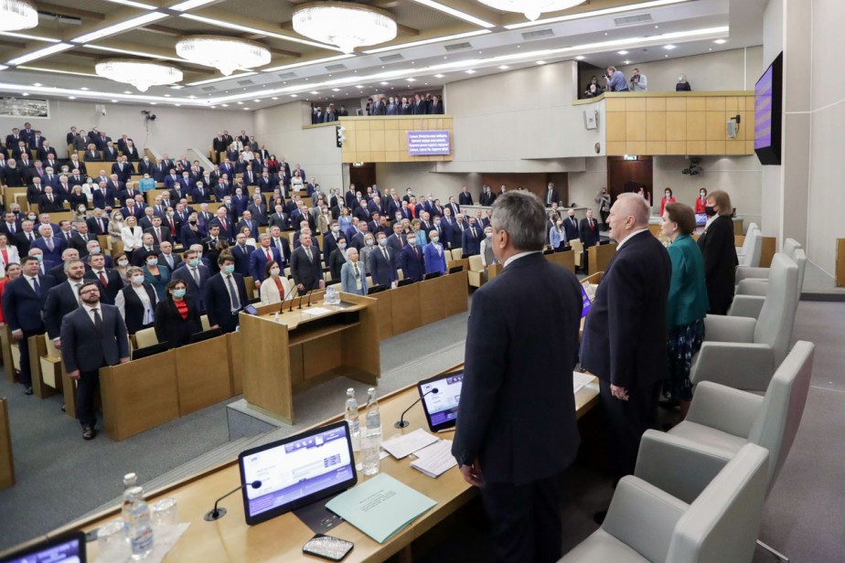 Засучивая рукава