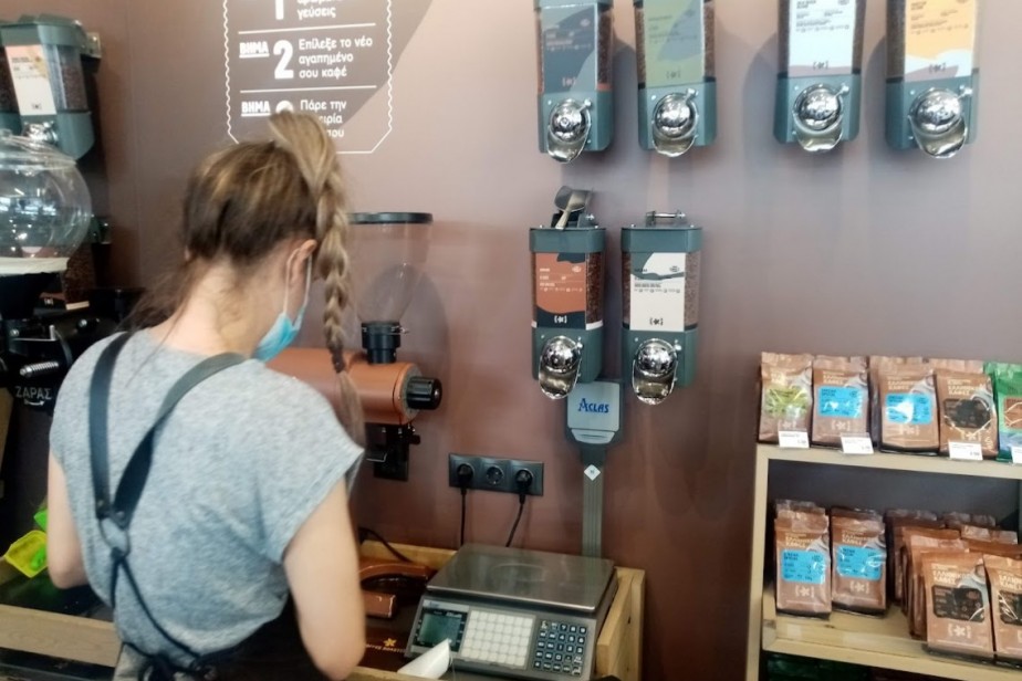 МОТ: темп восстановления занятости молодежи недостаточен