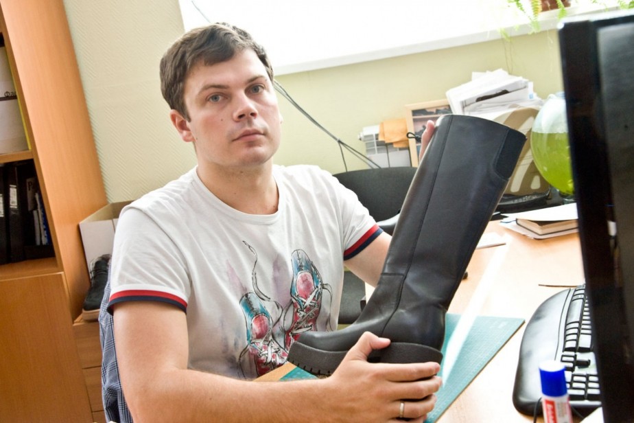 С нас начинается обувь